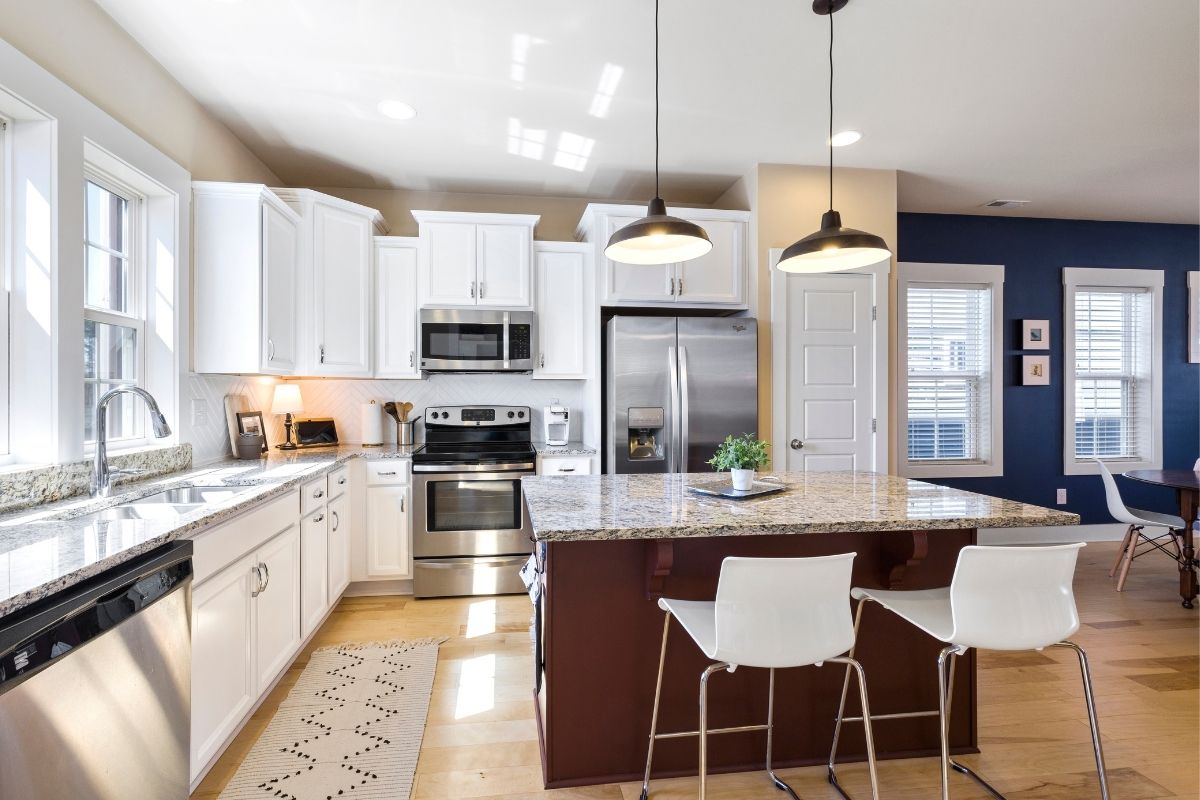 Residential house cleaning service in Whitman MA by Sirley Cleaning Services