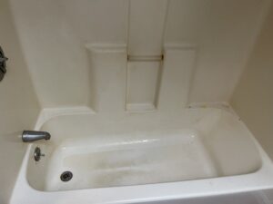 Bathroom Bathtub Deep Cleaning in Hanson MA
